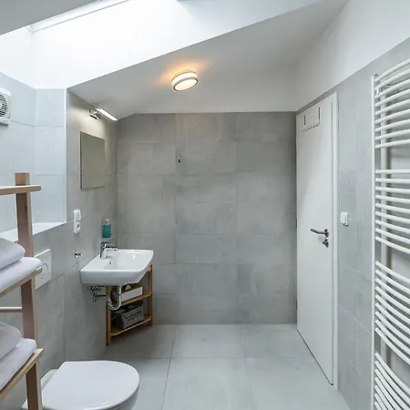 Restovna 3* Jíloviště