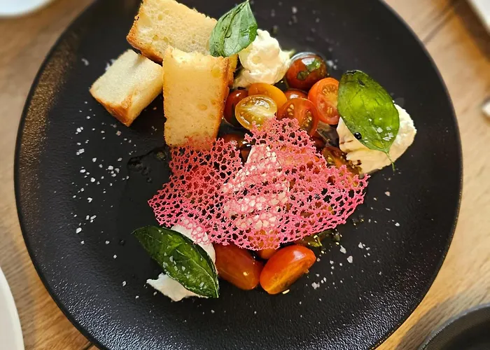 Restovna 招待所 Jíloviště